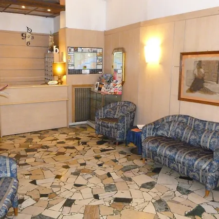 贝尔韦代雷酒店