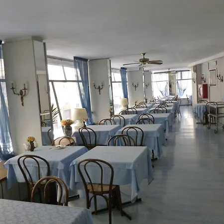 Belvedere Hotel 3*